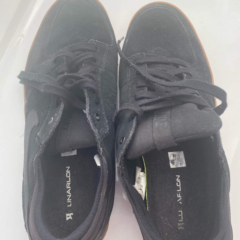 NIKE SB CHARGE